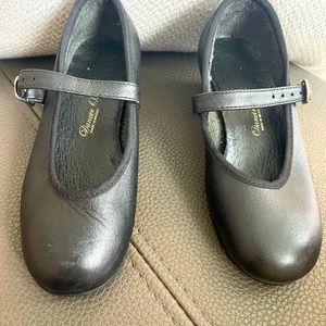 Toddler girl flamenco dance shoes Size 8